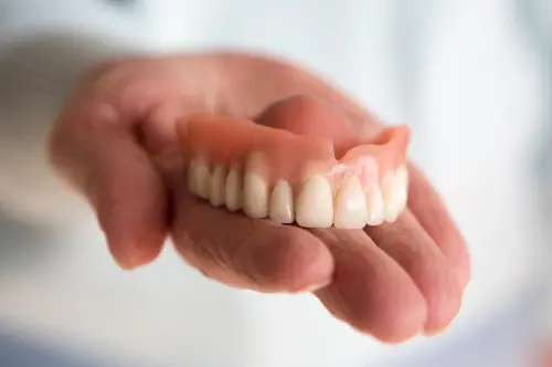 traditional-denture